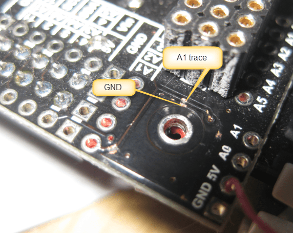 Shortcut between GND and A1