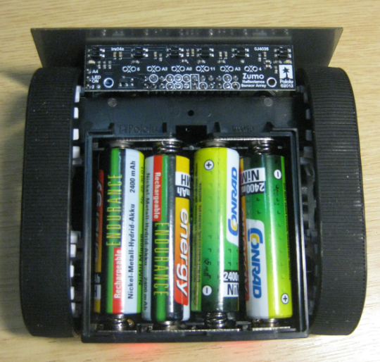 Pololu Reflectance Sensor behind Blade