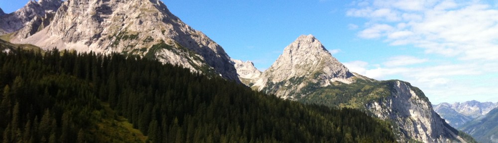 Trail towards the Sonnenspitze