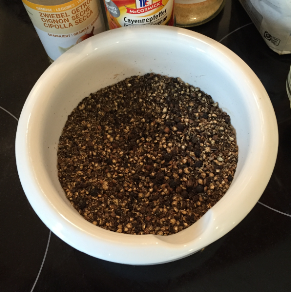 Coarsely Ground Black Pepper