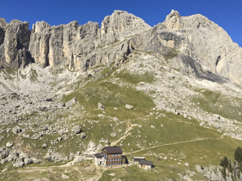 Rotwandhütte from Ciampaz