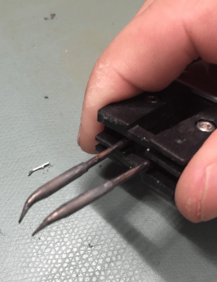 Desoldering tweezer tips