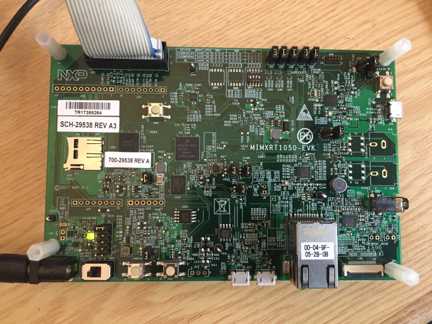 MIMXRT1050-EVK